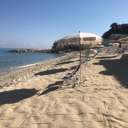 Residenza Gherly Capo Vaticano Eksteriør billede